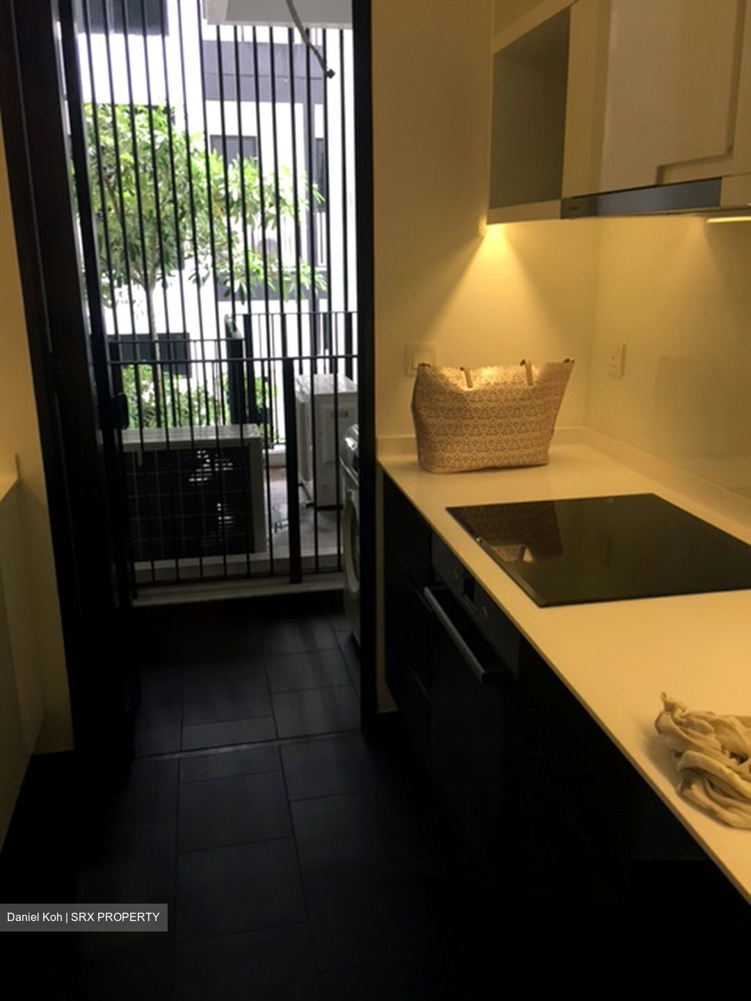 Village @ Pasir Panjang (D5), Condominium #382236101